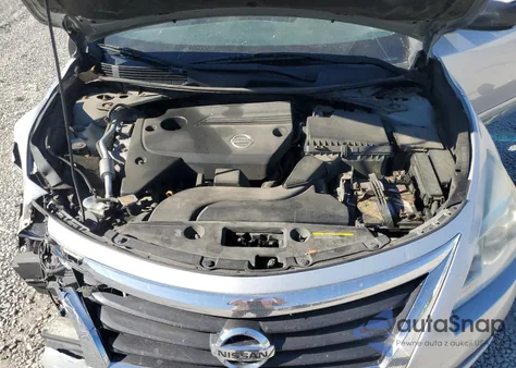 2013 Nissan Altima 2.5 z USA, uszkodzony, nr VIN 1N4AL3AP3DN579265